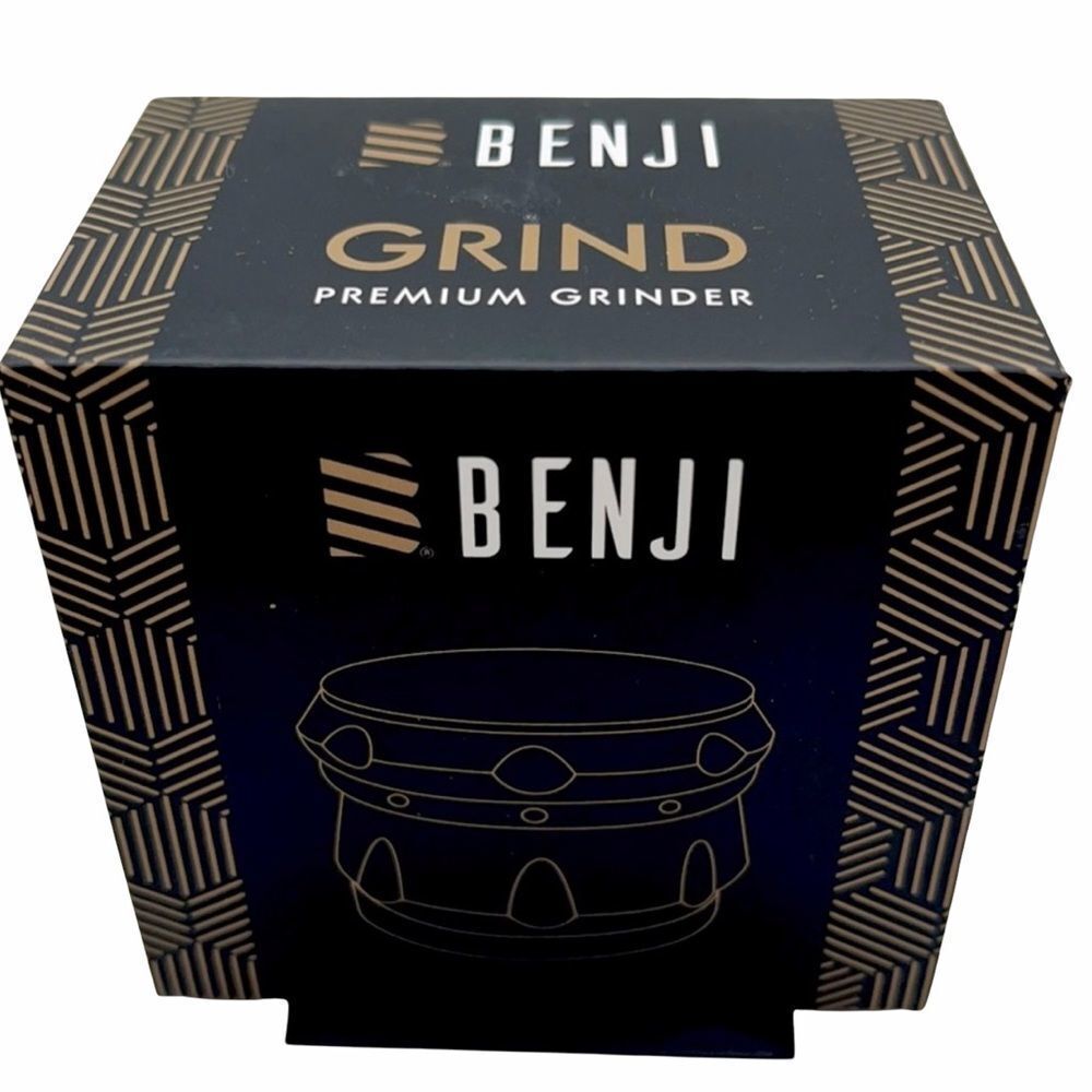 NWT Benji Papers Premium Grinder